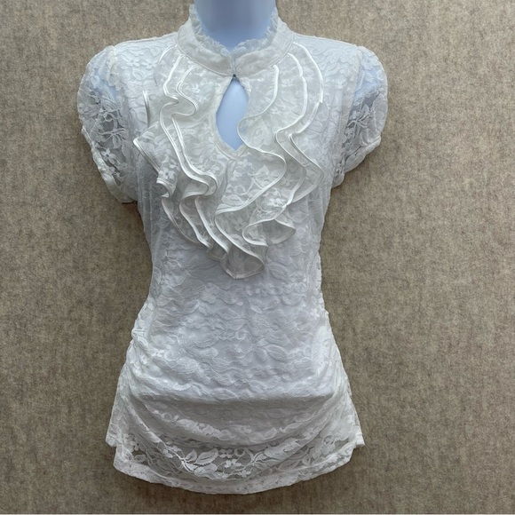 Tops - Women's Jabot Ruffle Ivory Lace Short Sleeve Top, M